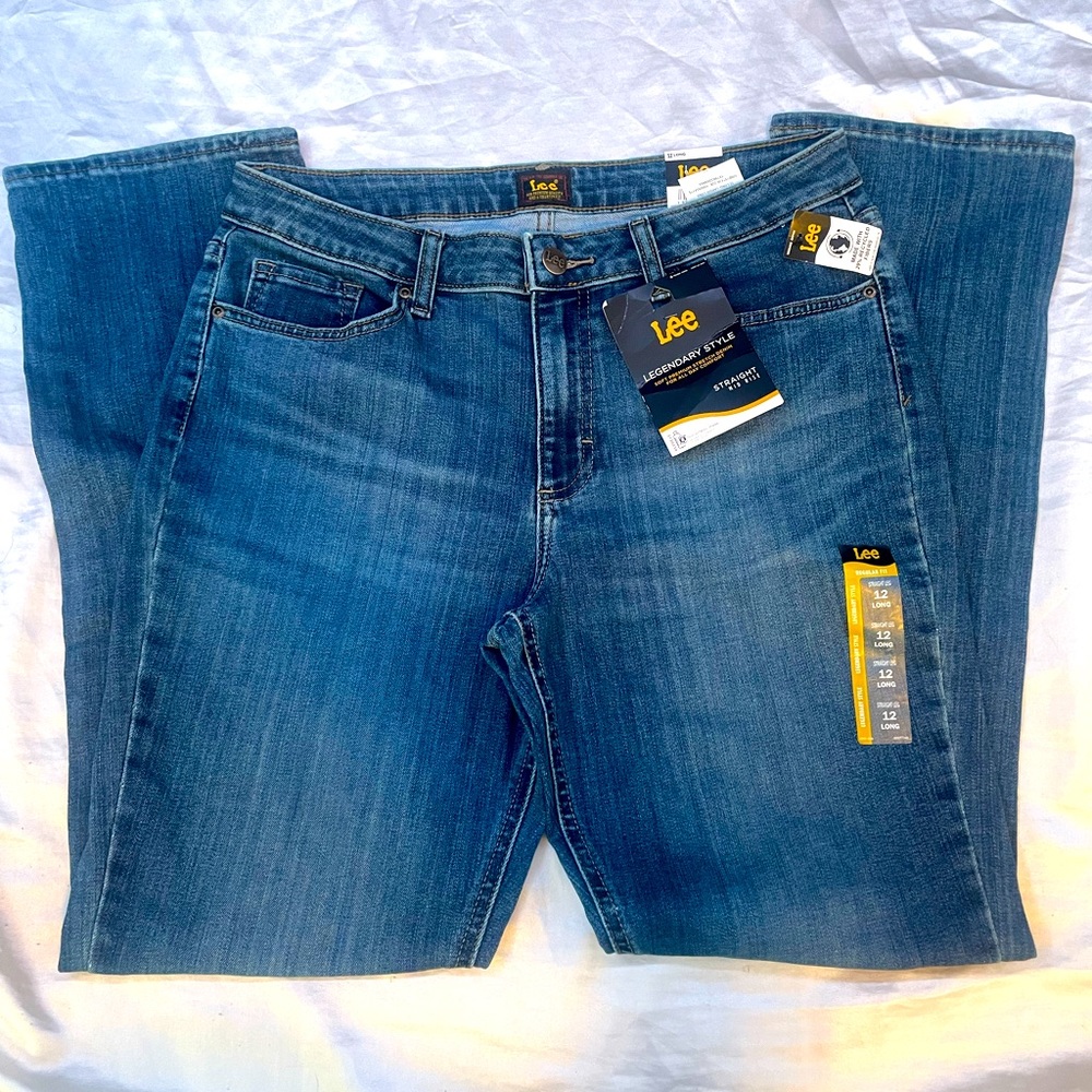 Woman’s Lee long jeans size 12 mid rise.